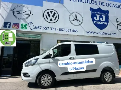Usado Ford Transit Custom Trend 130 CV (95 kW) 2022 Blanco Familiar