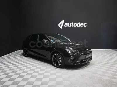 Usado Cupra Leon 150 CV (110 kW) 2025 Negro Berlina