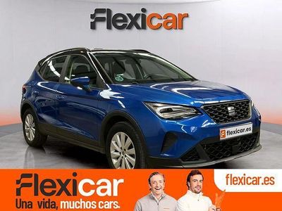 Usado Seat Arona Style 110 CV (80 kW) 2023 Azul SUV
