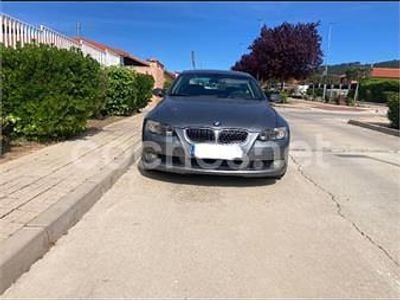 Usado BMW 325 218 CV (160 kW) 2006 Gris / plata Coupe