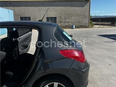 Usado Peugeot 308 Premium 110 HP (80 kW) 2007 Preto Citadino
