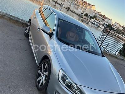 Gris / plata Usado 2013 Volvo V60 Familiar | 9995 €