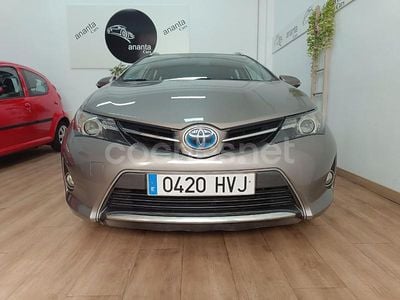 Toyota Auris Hybrid