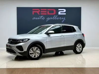 Usado VW T-Cross Life 116 CV (85 kW) 2024 Plateado SUV