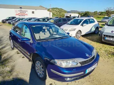Usado Renault Laguna II Privilege 150 CV (110 kW) 2004 Azul Berlina