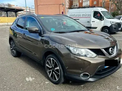 Usado Nissan Qashqai Tekna 115 CV (84 kW) 2014 Gris / plata SUV