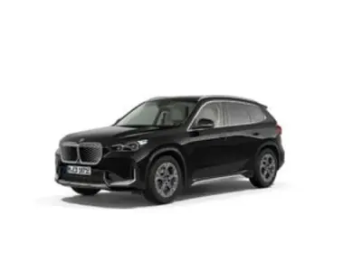Usado BMW iX1 Comfort Edition 150 kW (204 CV) 2025 Negro SUV
