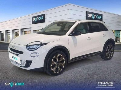 Usado Fiat 600 La Prima 101 CV (74 kW) 2024 Blanco SUV