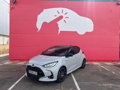 Usado Toyota Yaris Hybrid Edition 116 CV (85 kW) 2022 Blanco