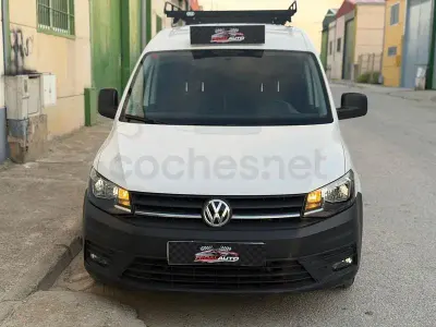 Usado VW Caddy Beach 102 CV (75 kW) 2020 Blanco Monovolumen
