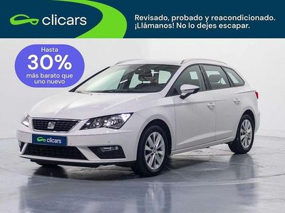 Usado Seat Leon ST Style 110 CV (80 kW) 2018 Blanco Familiar