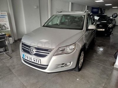 Usado VW Tiguan 140 CV (102 kW) 2010 Gris / plata SUV