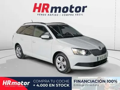 Usado Skoda Fabia Ambition 90 HP (66 kW) 2017 Branco Citadino