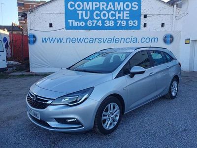 Gris Usado 2019 Opel Astra Dynamic Familiar | 11.900 € (Un poco caro)