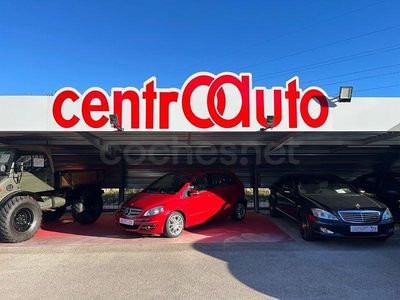 Usado Mercedes B200 140 CV (102 kW) 2008 Rojo Monovolumen