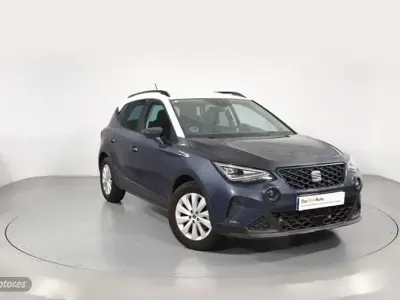 Usado Seat Arona Style 115 CV (84 kW) 2025 Blanco SUV