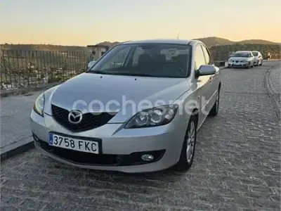 Usado Mazda 3 Active 109 CV (80 kW) 2007 Gris / plata Berlina