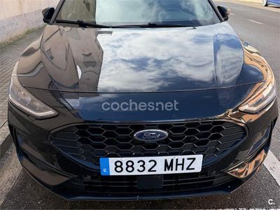 Negro Usado 2023 Ford Focus ST-Line X Berlina | 17.300 € (Precio justo)