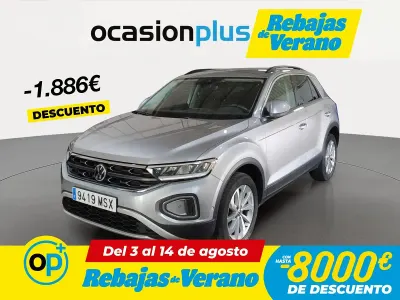 Usado VW T-Roc Life 110 CV (80 kW) 2024 Gris / plata SUV