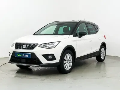 Usado Seat Arona Ecomotive 115 CV (84 kW) 2018 Blanco SUV