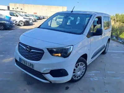 Usado Opel Combo Edition+ 102 CV (75 kW) 2021 Blanco Monovolumen