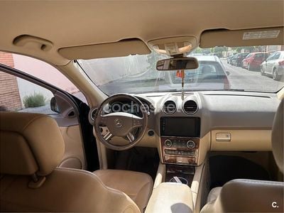 Mercedes ML320