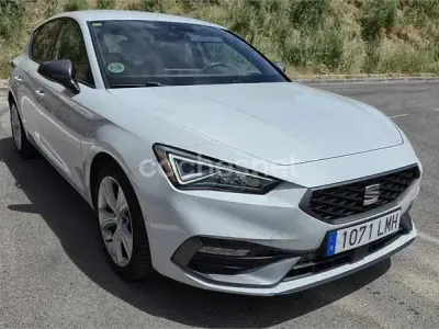 Usado Seat Leon ST FR 150 CV (110 kW) 2021 Blanco Familiar
