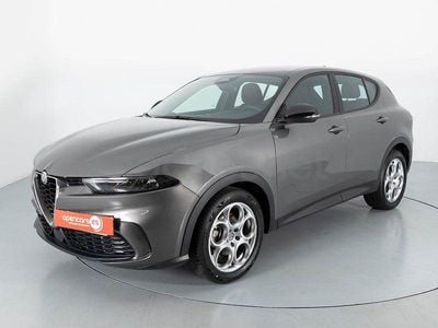 Usado Alfa Romeo Tonale Super 130 CV (95 kW) 2023 Gris / plata SUV