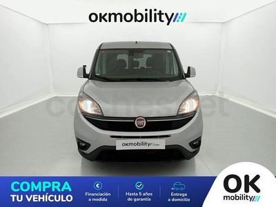 Usado Fiat Doblò Easy 120 CV (88 kW) 2023 Gris / plata Monovolumen