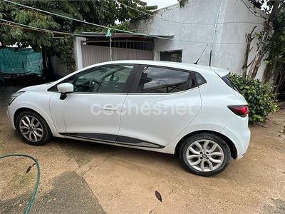 Usado Renault Clio IV Zen 90 CV (66 kW) 2017 Blanco Berlina