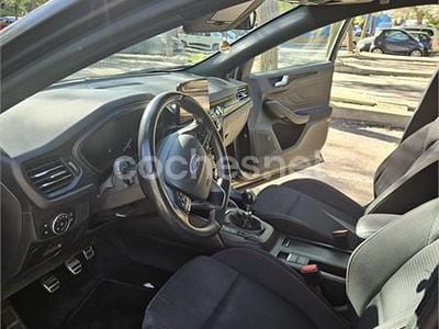 Gris / plata Usado 2018 Ford Focus ST-Line Berlina | 13.700 € (Precio justo)