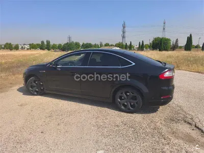 Usado Ford Mondeo Titanium S 163 CV (119 kW) 2012 Negro Berlina