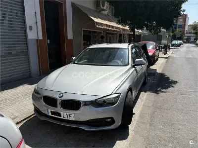 Usado BMW 318 150 CV (110 kW) 2017 Gris / plata Familiar