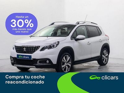 Usado Peugeot 2008 Allure 130 CV (95 kW) 2018 Blanco SUV