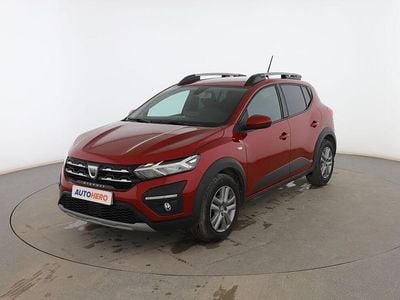 Rojo Usado 2022 Dacia Sandero Comfort Berlina | 15.499 € (Precio justo)