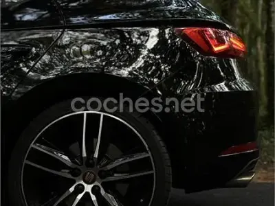 Usado Seat Leon CUPRA 290 CV (213 kW) 2020 Negro Berlina