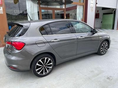 Usado Fiat Tipo Street 95 CV (69 kW) 2018 Gris Utilitario