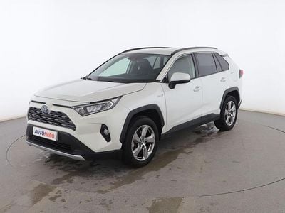 Usado Toyota RAV4 Hybrid Advance 222 CV (163 kW) 2019 Blanco SUV