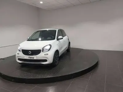 Usado Smart ForFour Electric Drive Prime 60 kW (82 CV) 2018 Blanco Berlina