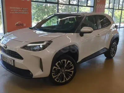 Usado Toyota Yaris Cross Style 116 CV (85 kW) 2022 Blanco SUV