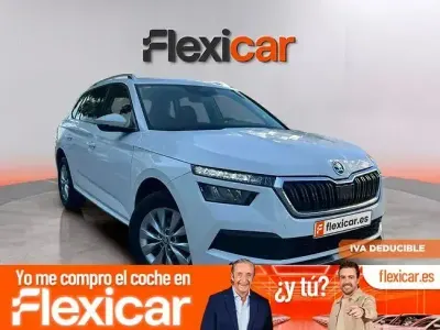 Usado Skoda Kamiq Ambition 110 CV (80 kW) 2021 Blanco SUV