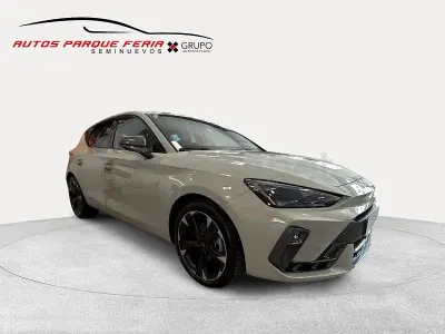 Usado Cupra Leon 150 CV (110 kW) 2025 Blanco Berlina
