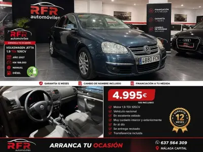 Usado VW Jetta Trendline 105 CV (77 kW) 2006 Azul Berlina