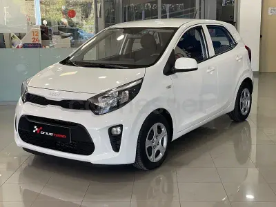 Usado Kia Picanto Plus 67 CV (49 kW) 2019 Blanco Utilitario