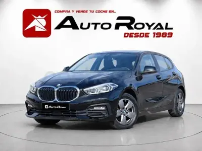 Usado BMW 116 Advantage 116 CV (85 kW) 2021 Negro Utilitario