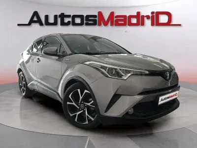 Usado Toyota C-HR Advance 122 CV (89 kW) 2019 Gris / plata SUV