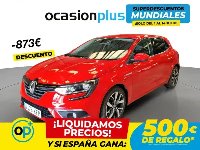 Usado Renault Mégane Zen 110 CV (80 kW) 2017 Rojo