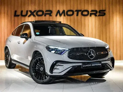 Usado Mercedes GLC300 269 CV (197 kW) 2025 Gris / plata SUV