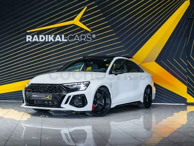 Usado Audi RS3 400 CV (294 kW) 2022 Blanco Berlina