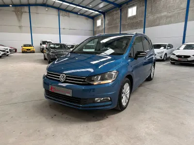 Usado VW Touran Advance 115 CV (84 kW) 2016 Azul Monovolumen